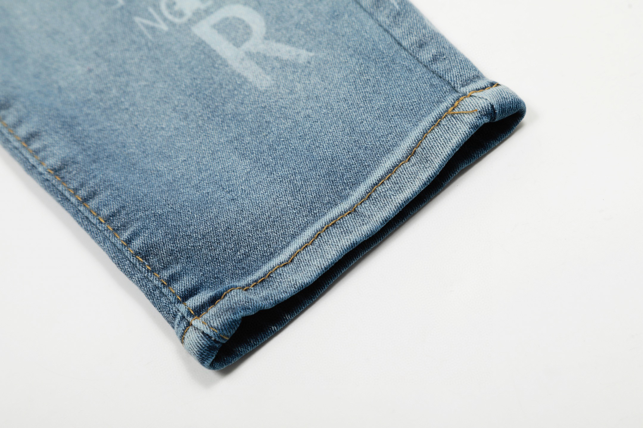 Amiri Jeans TT0089