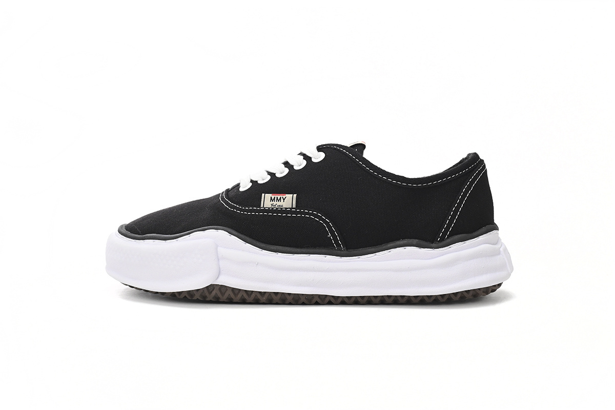 MIHARA YASUHIRO Black And White NO.715