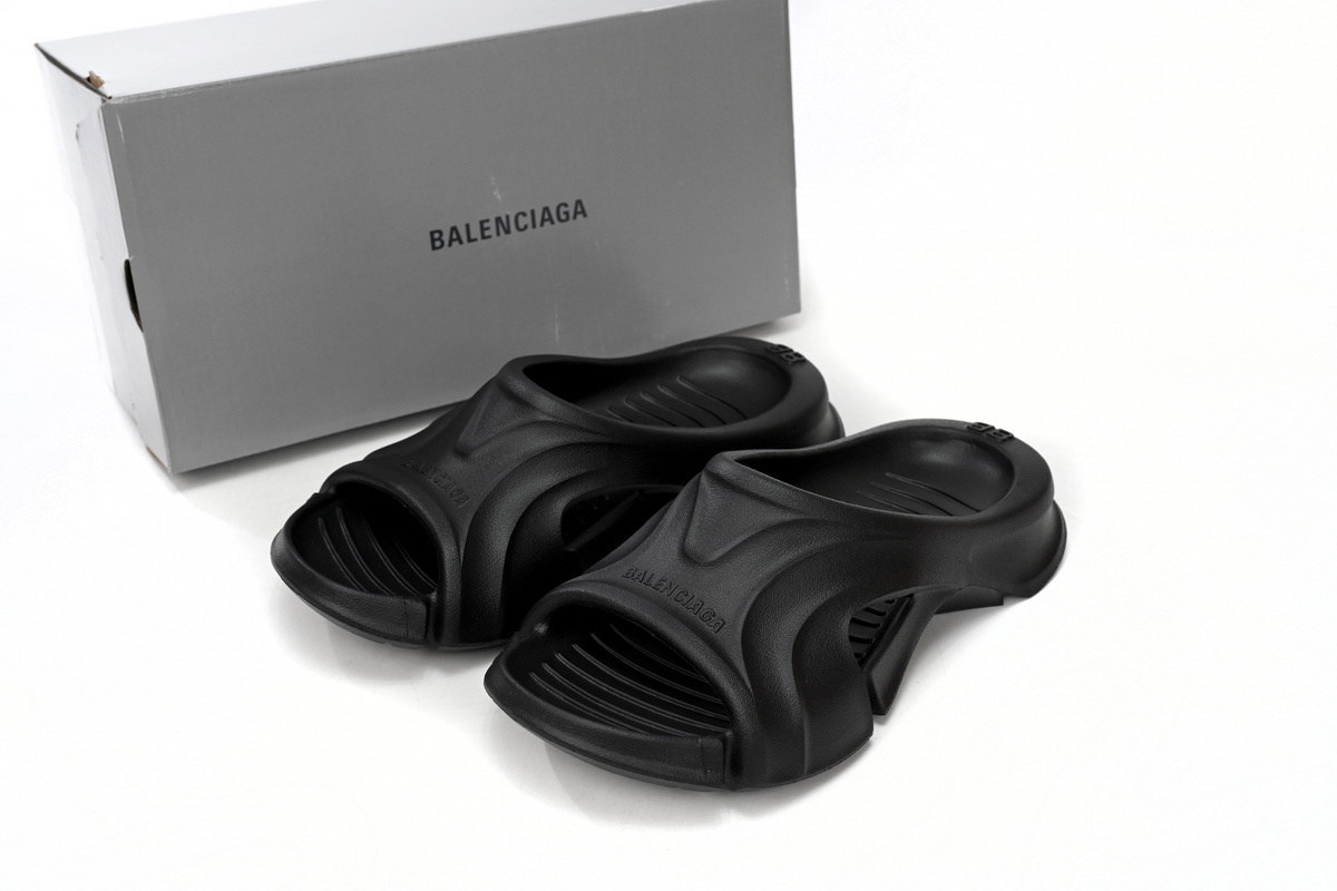 BALENCIAGA Black 653873W3CE21000