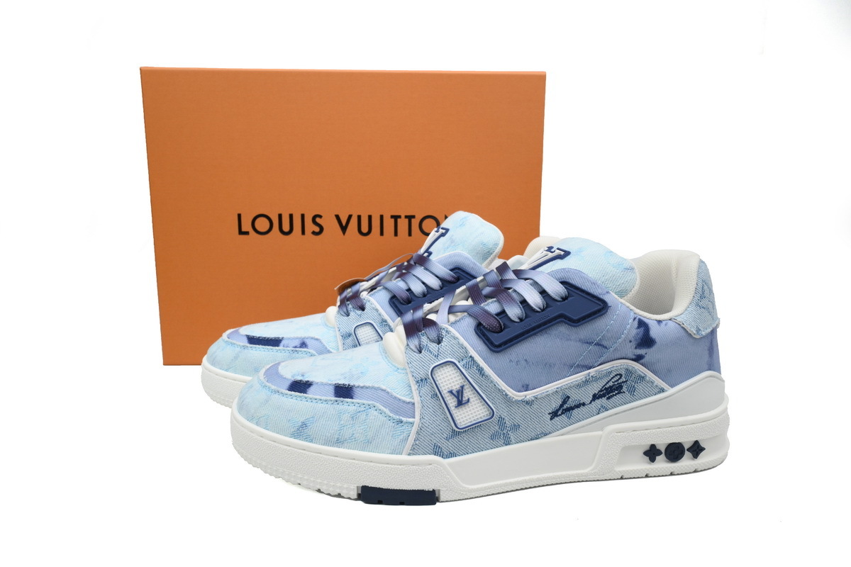 Louis Vuitton Trainer Gradient Blue