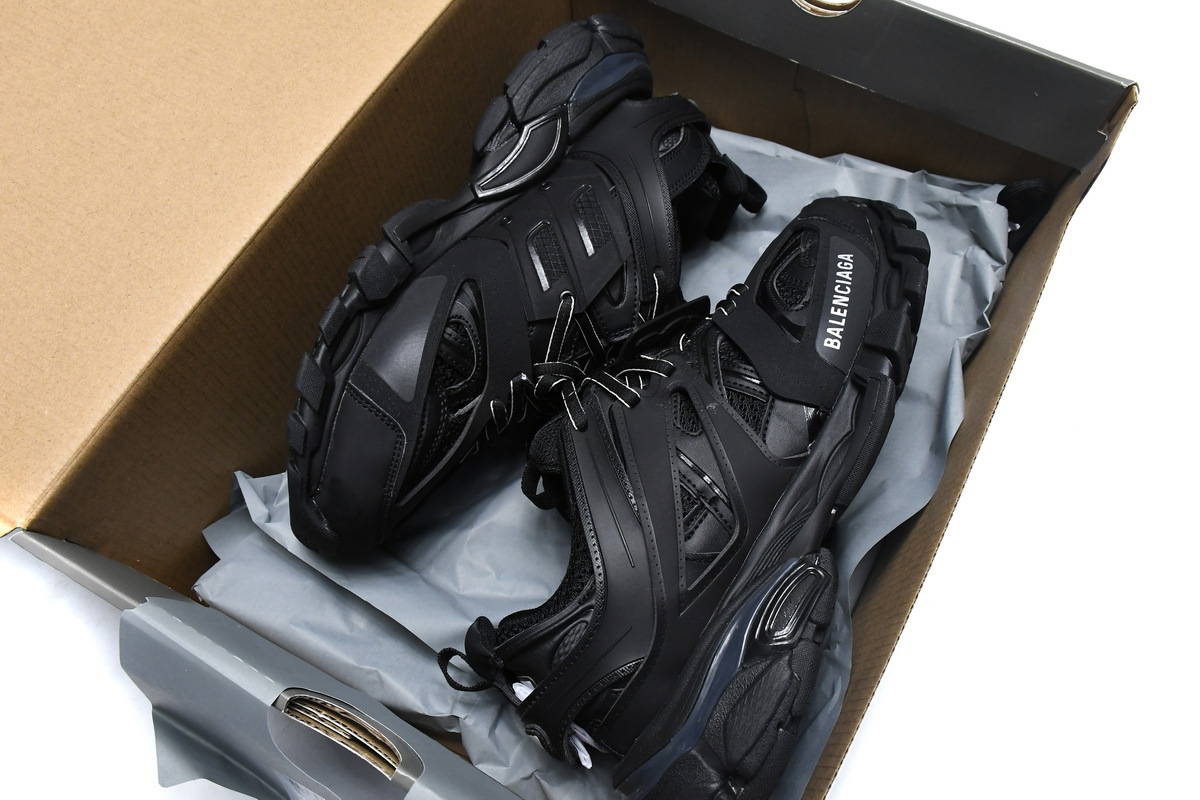 Balenciaga Track Tess S Black 542436 W1GB1 1000