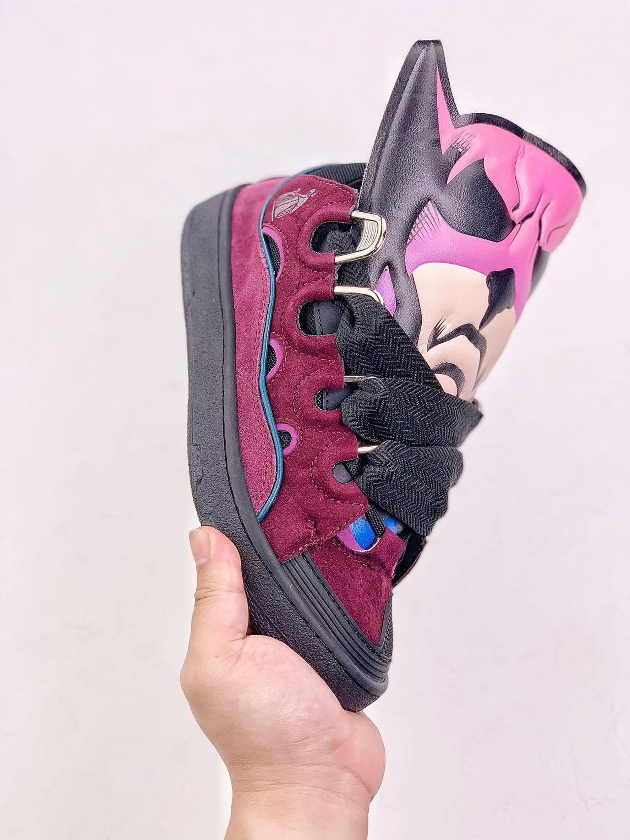 Lavin Curb Raisin Black
