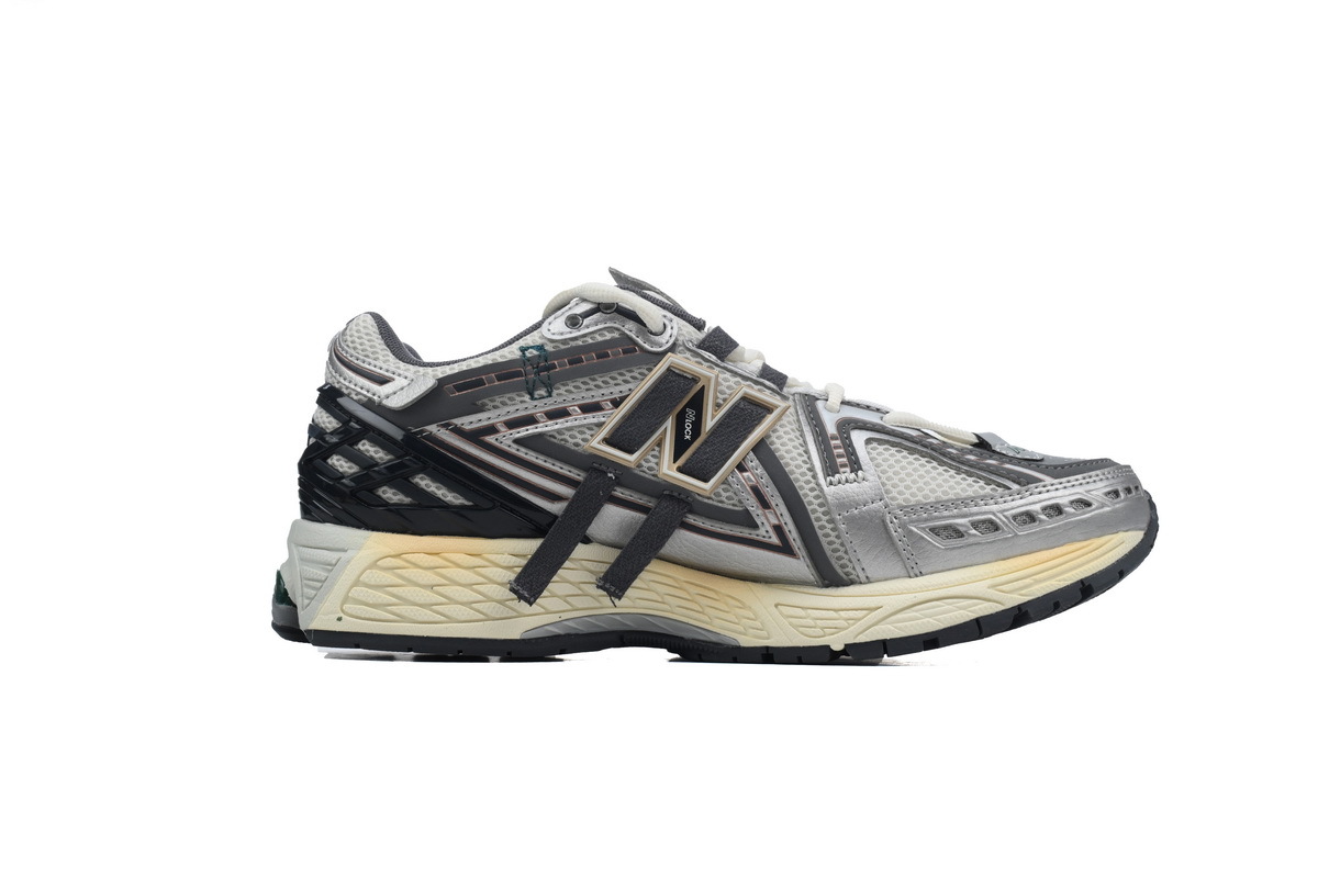New Balance 1906A Silver Gold Metallic M1906AD