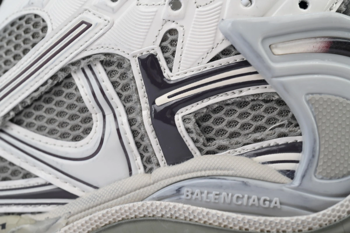 Balenciaga Runner Sneaker Grey Brown 772774 W3RMU 2000