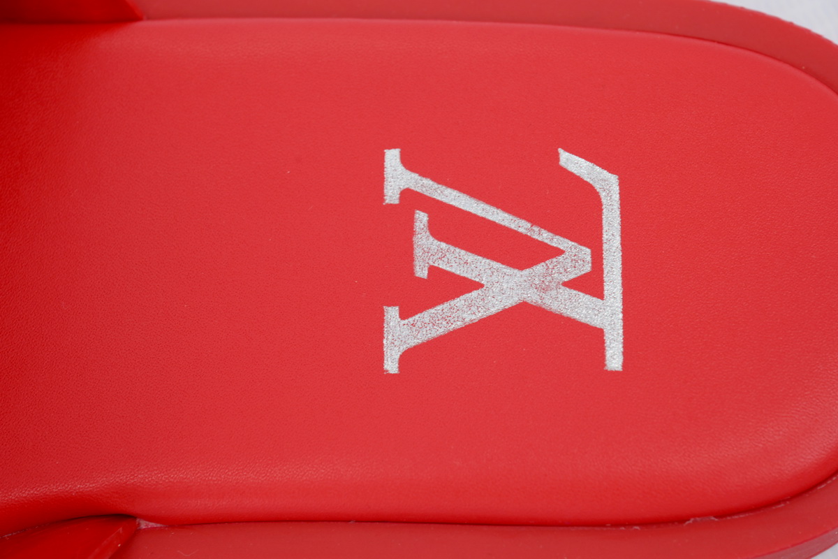 LOUIS VUITTON Oasis Red Embossing