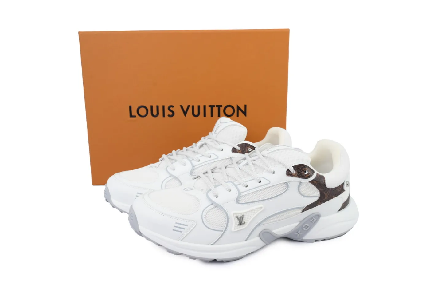 Louis Vuitton Runner LV Olympia White