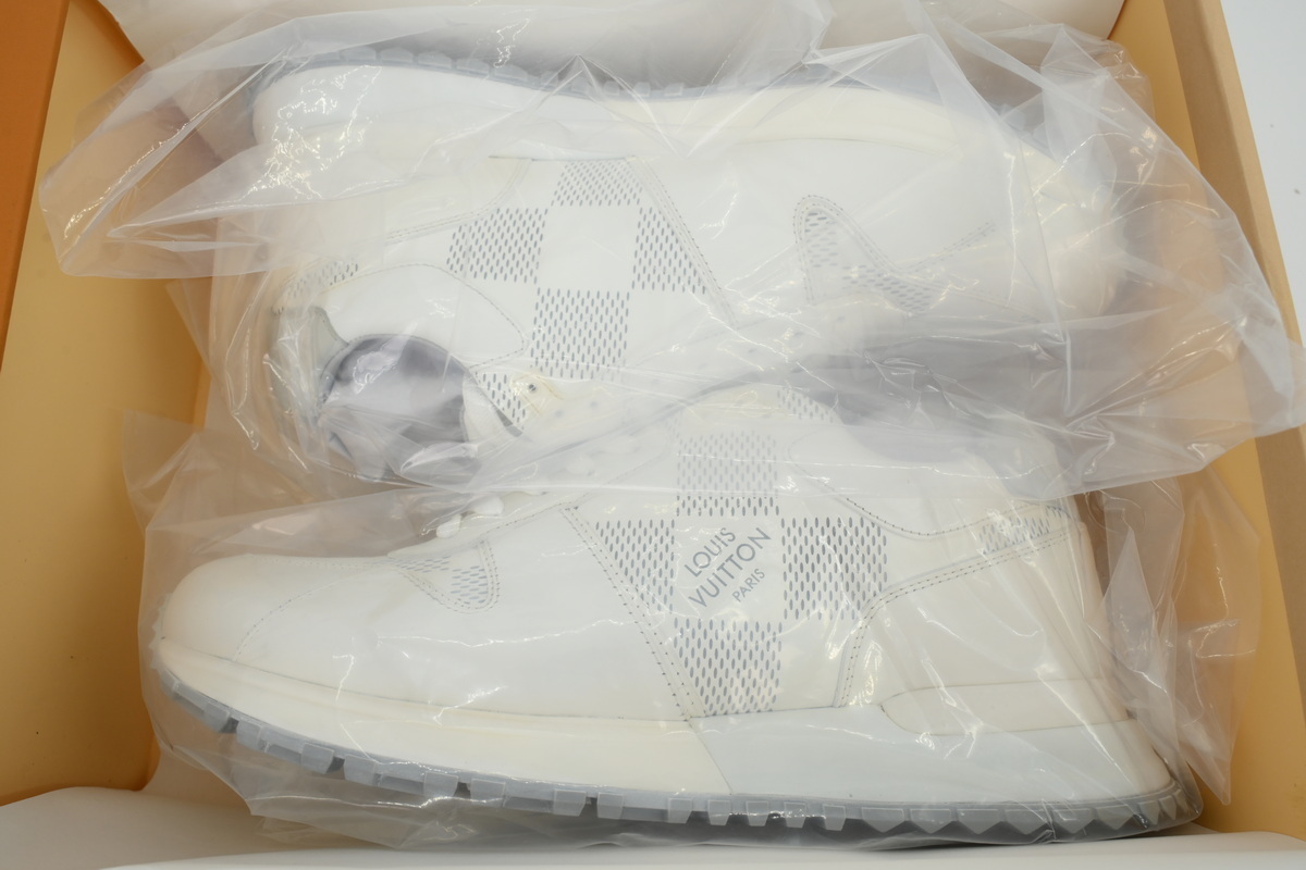 Louis Vuitton Runner Gray White Grid Pattern