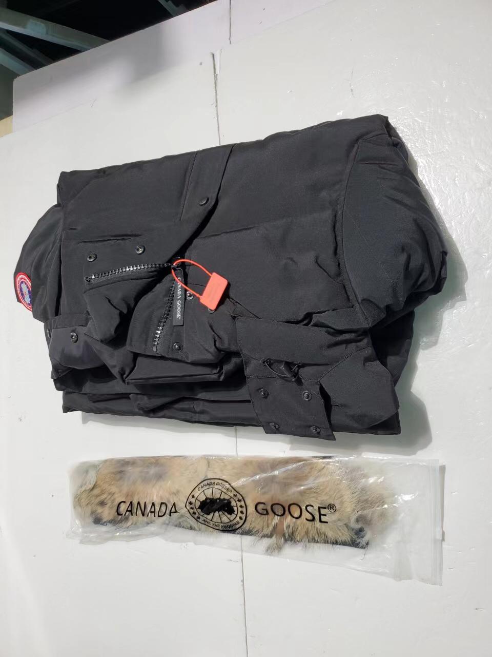 Canada Goose Wyndham Parka Jacket Black