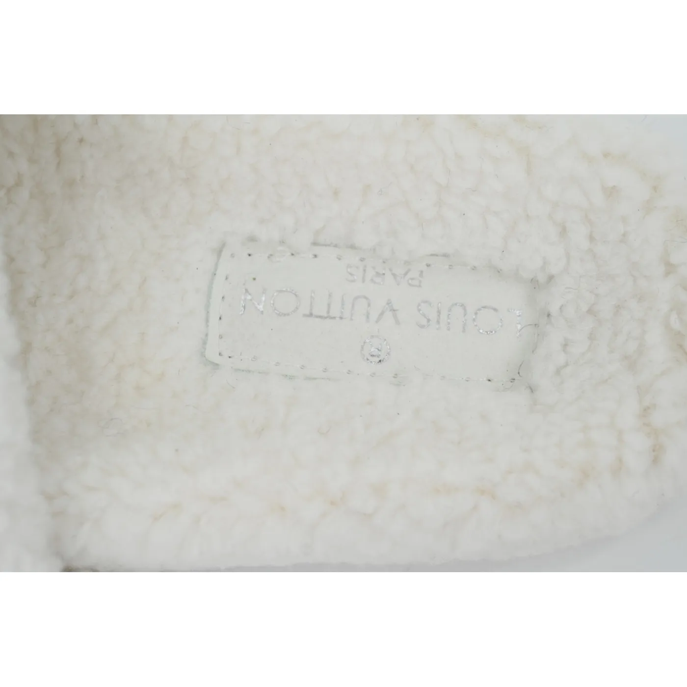 Louis Vuitton Bom Dia Shearling Flate Slippers White