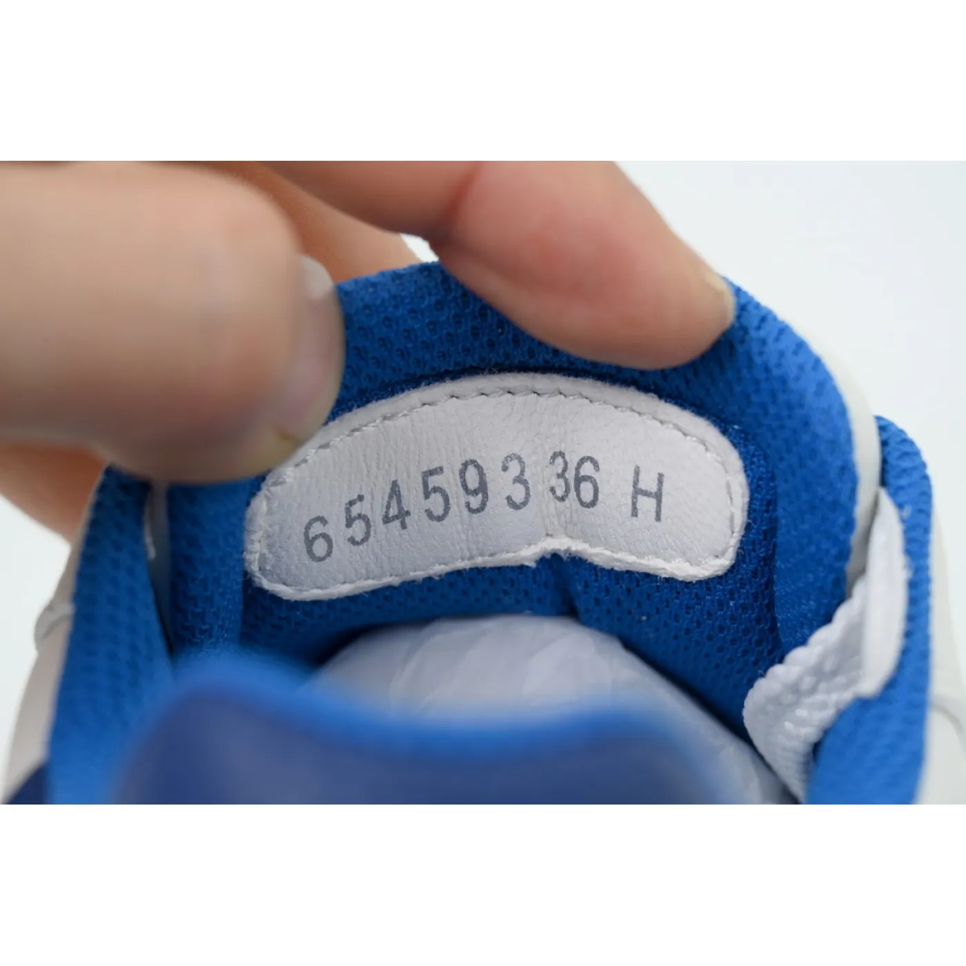 Alexander McQueen Sneaker Blue Tail